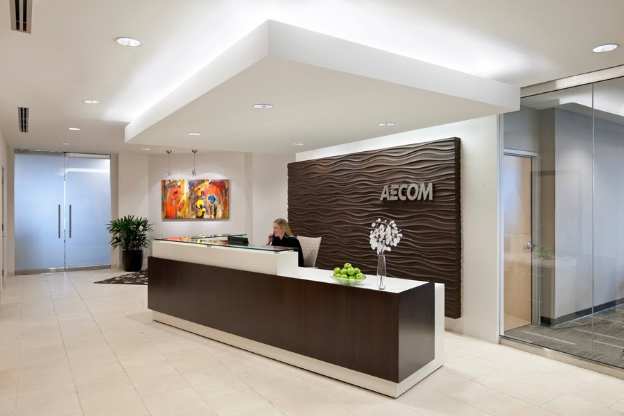 Advantages of designing a professional looking reception for your office